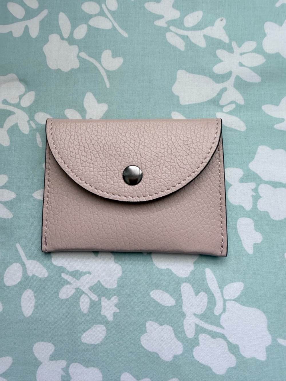Compact Pebbled Leather Card Wallet - Light Blush